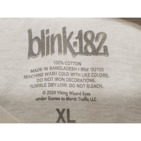 Blink 182 Music Band Women's Graphic Short Sleeve T-Shirt White Size XL - NWT - Picture 4 of 5